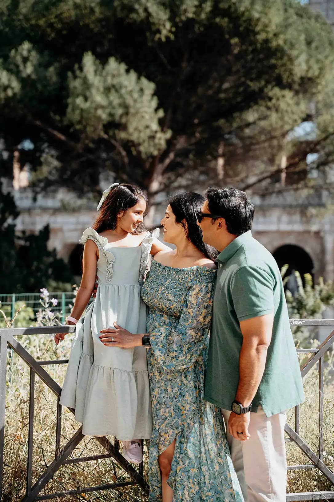 Trevi Fountain Family Photoshoot