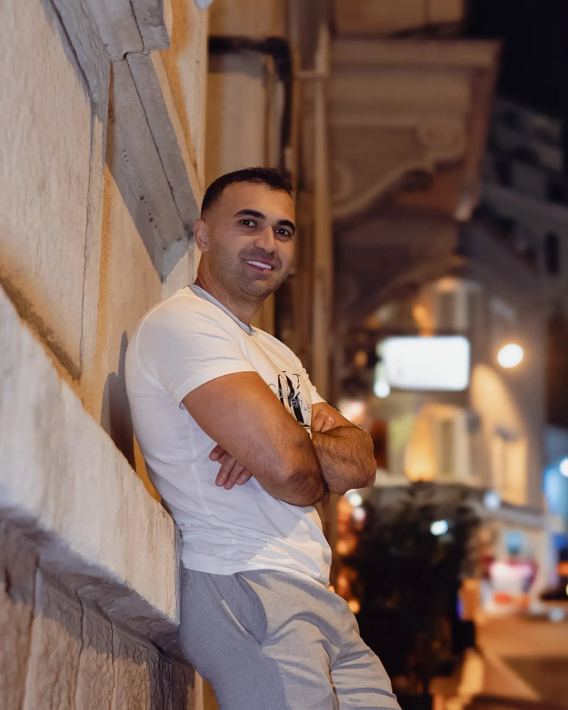 Elmir, Photographer in Istanbul