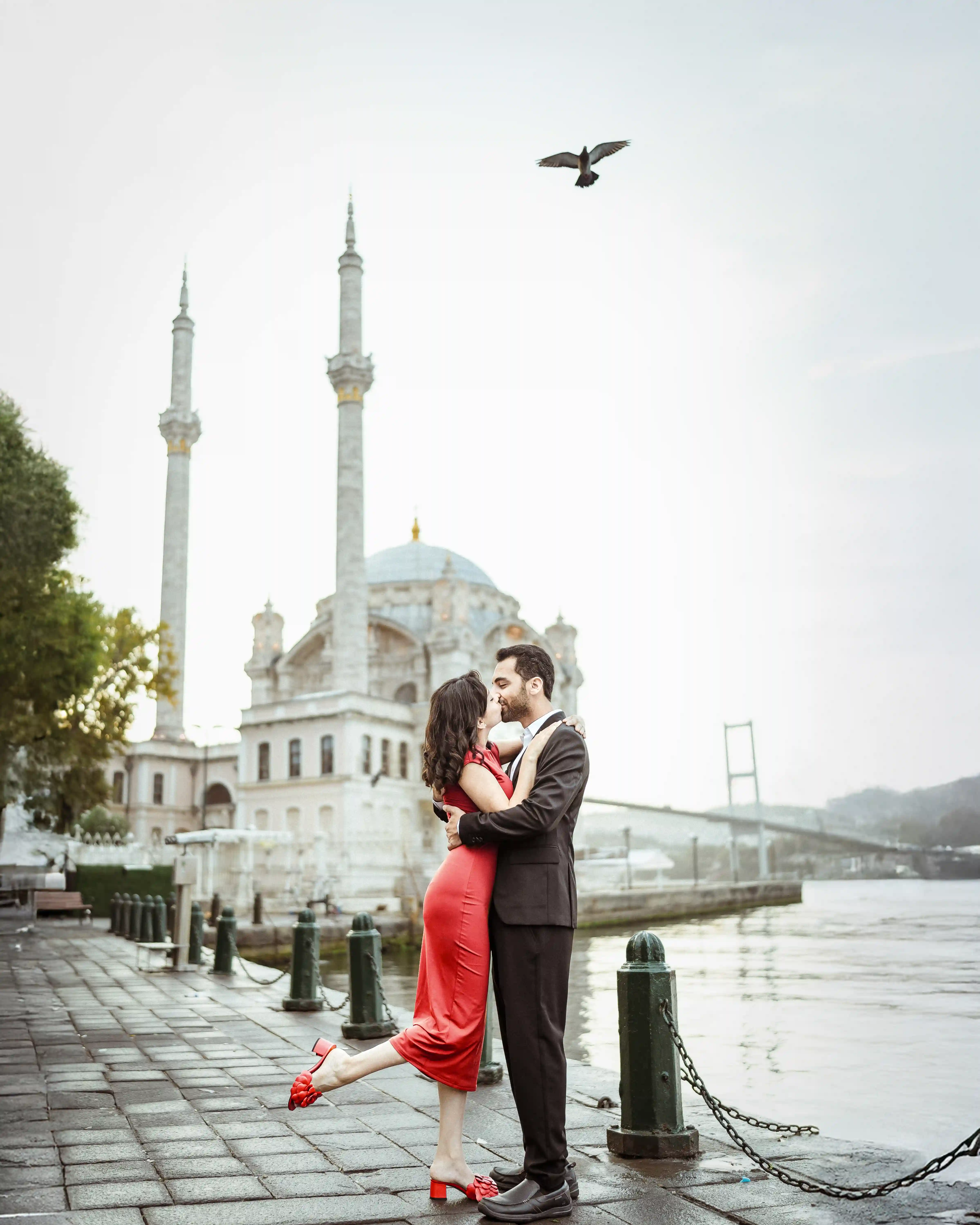 ortakoy couple photoshoot