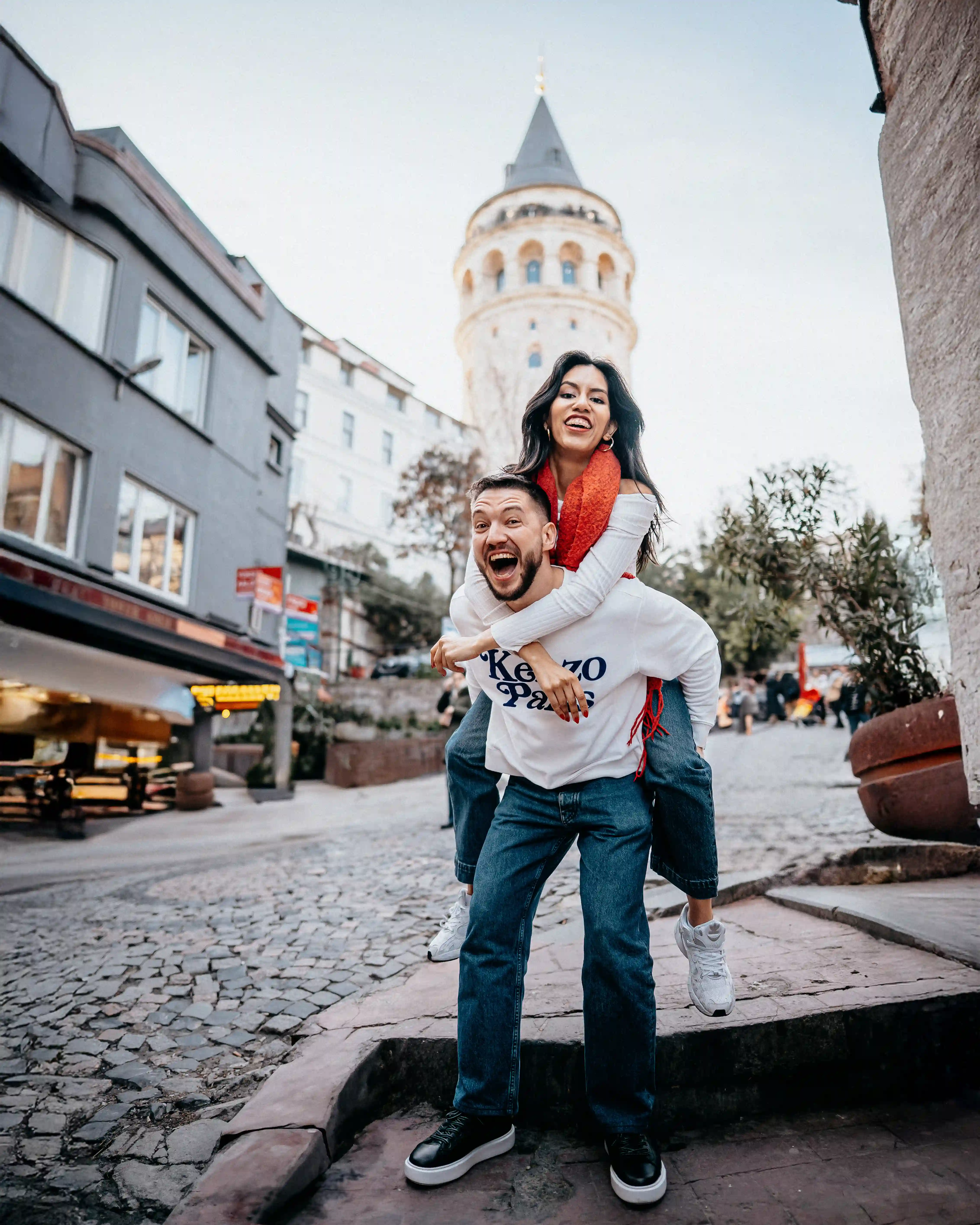 galata tower couple photoshoot