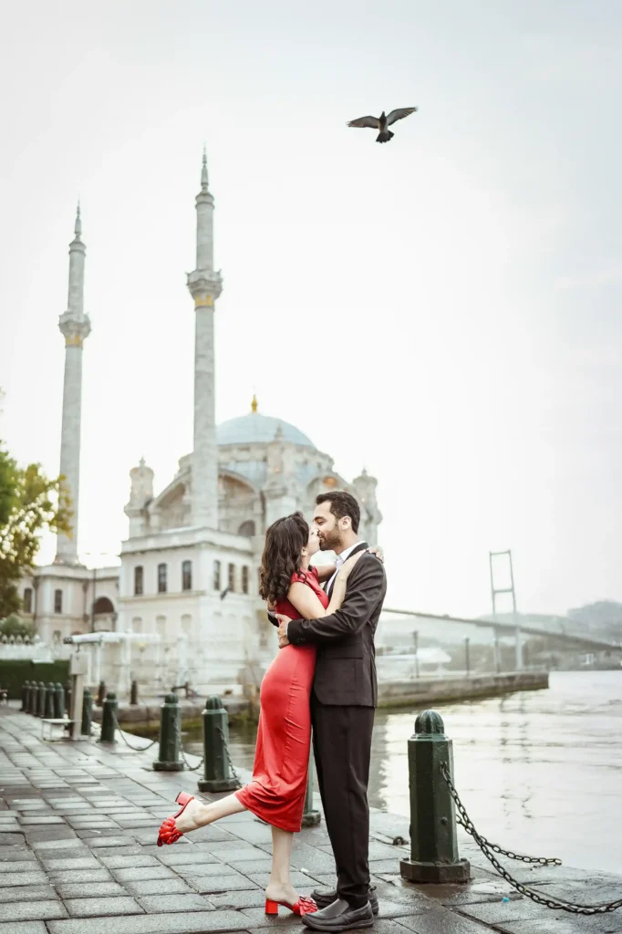 ortakoy couple photoshoot